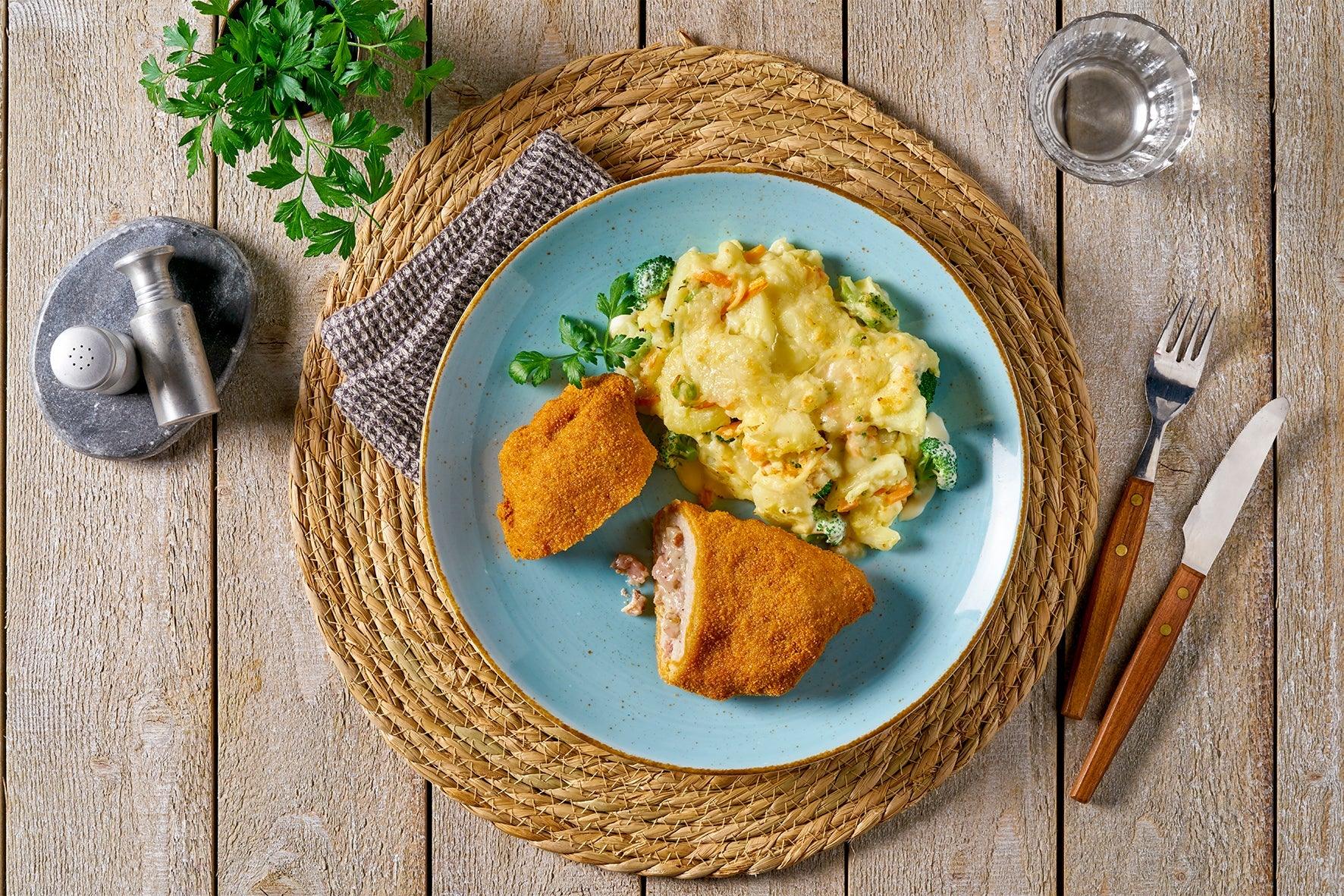 Paniertes Hähnchen und Käsekartoffeln in HOFMANNs Überraschungsbox.