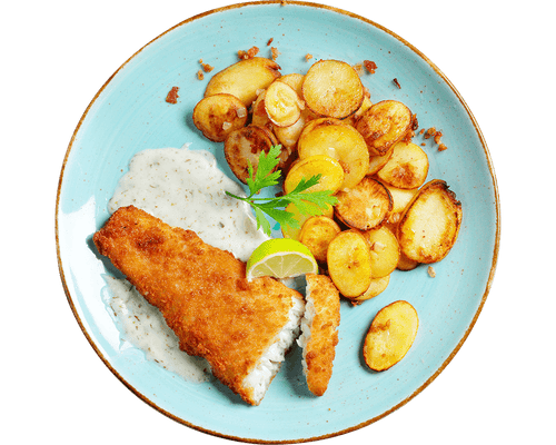HOFMANNs Kabeljaufilet „Kräuter & Speck“, serviert mit Kartoffeln, Dip, Petersilie und Zitrone auf einem blauen Teller.