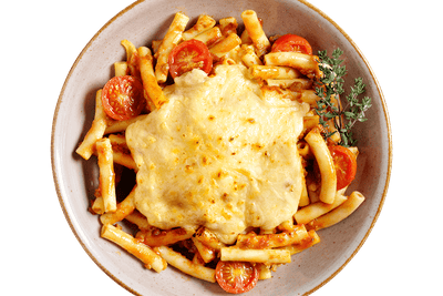Hofmanns Shop Bolognese-Auflauf mit Kirschtomaten und frischen Kräutern.